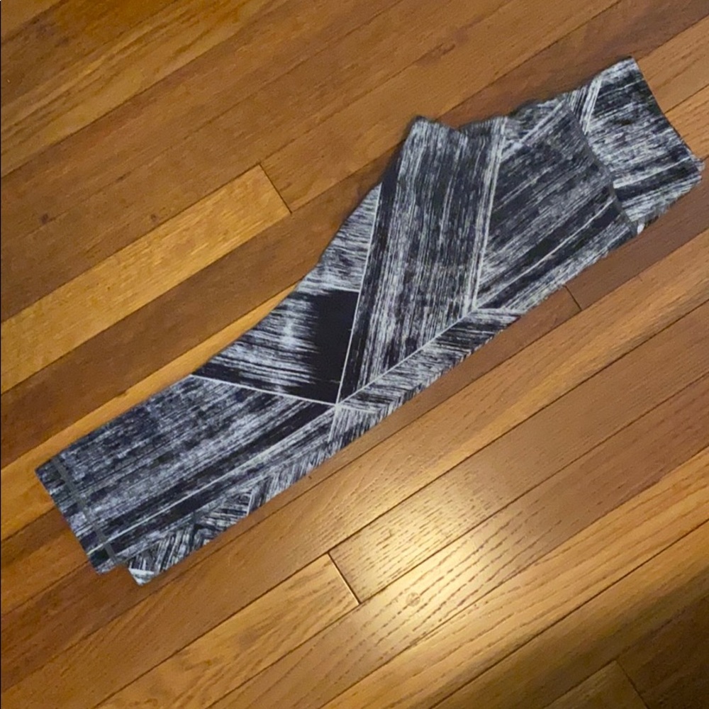 Lululemon capris